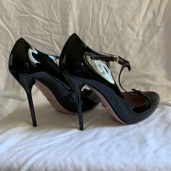Gucci Pumps 🐝 - Picture 3 of 14